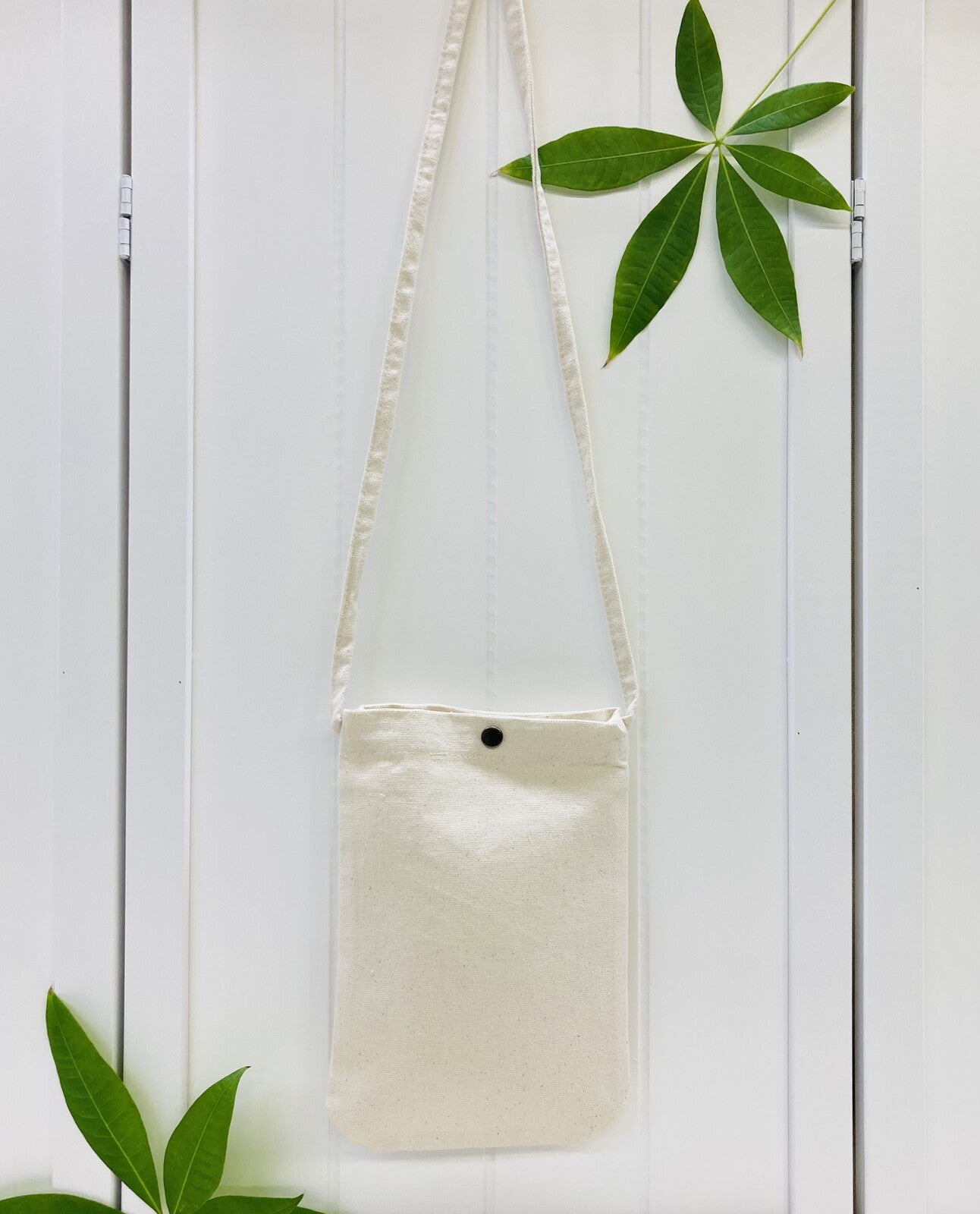 Bird Wreath Small Cotton Crossbody Bag