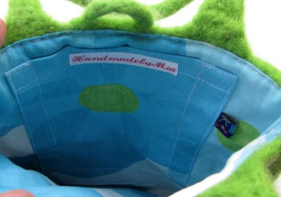 Macaw Wool Felted Bag - Boutique Sweet Birdie