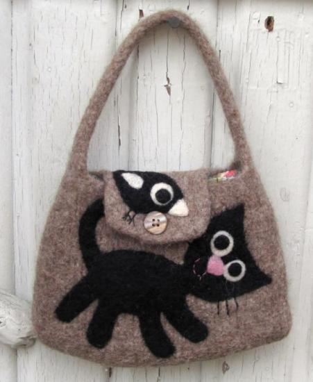 羊毛フェルトバッグ 小鳥とお友達コレクション ネコちゃん F - 小鳥雑貨専門のお店 スウィート・バーディー・ブティック