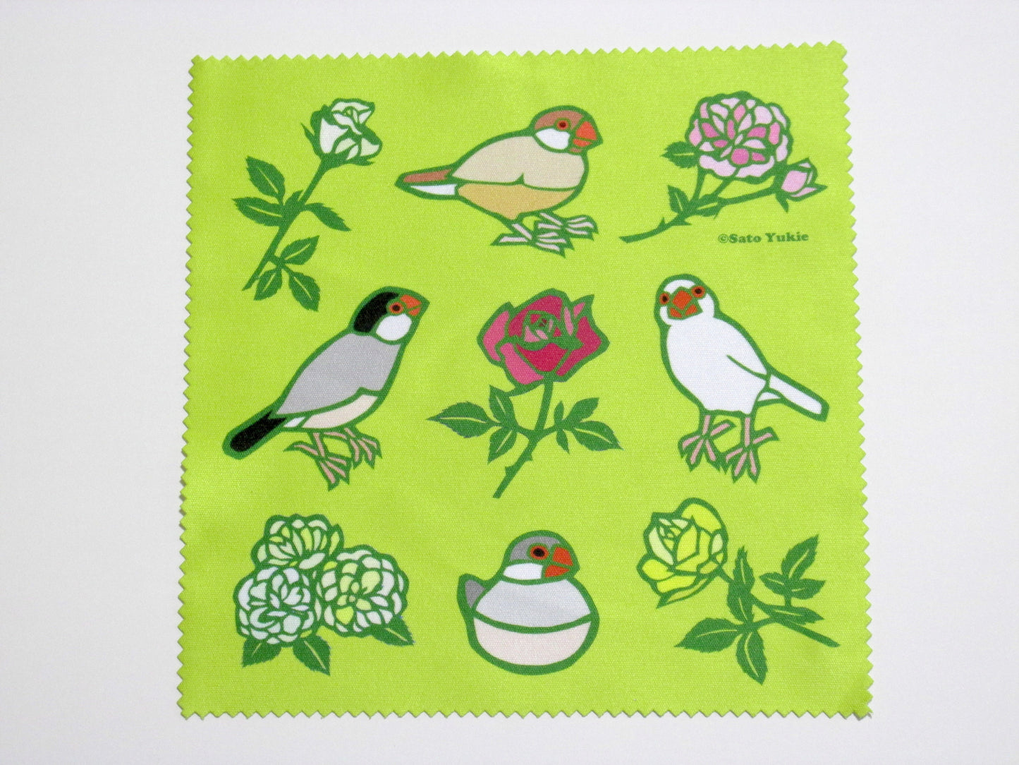 Java Sparrow & Rose Lens Cloth Microfiber Cloth Green