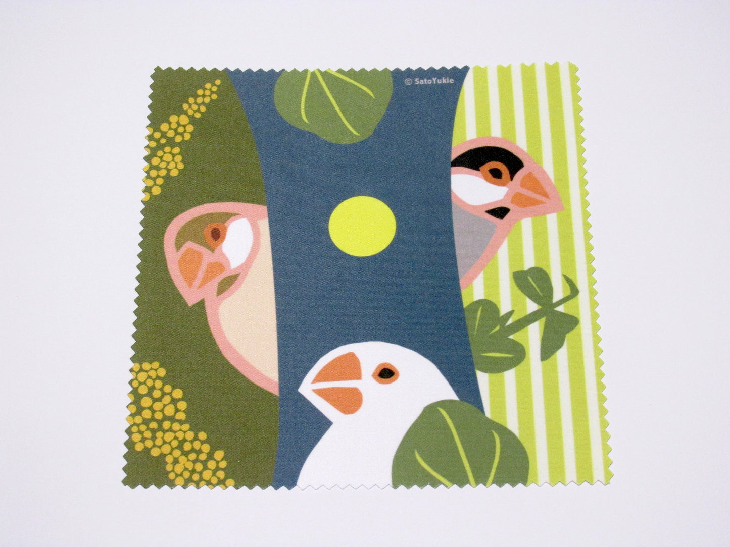 Java Sparrow & Moon Lens Cloth Microfiber Cloth