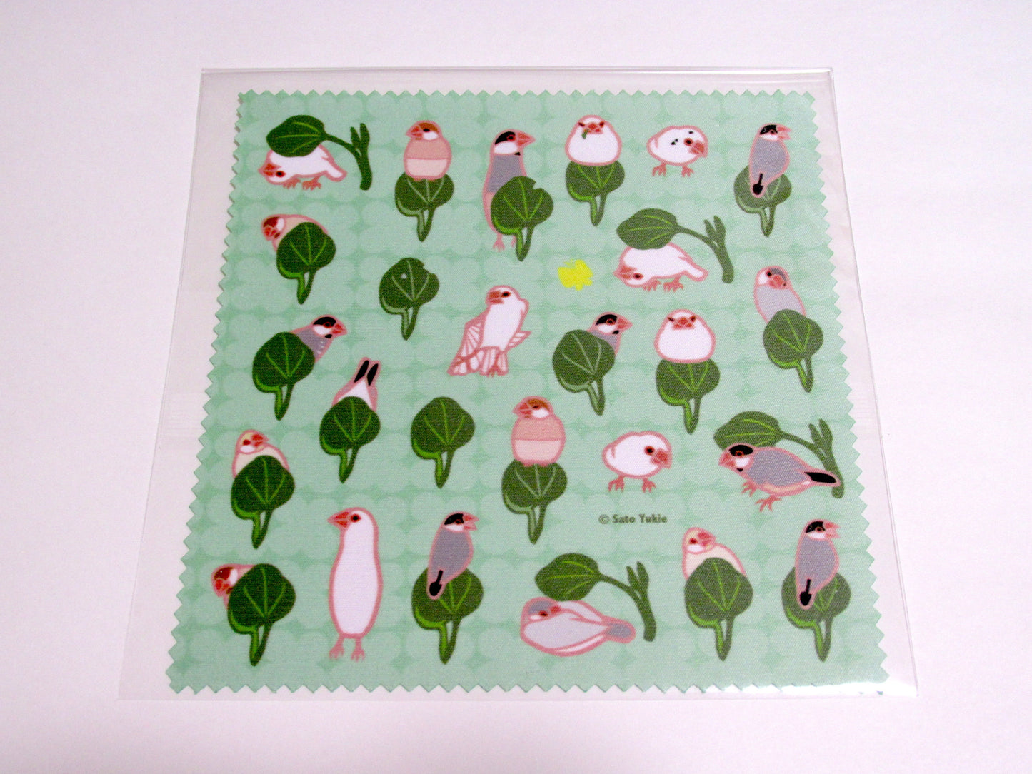 Java Sparrow & Japanese Mustard Spinach Lens Cloth Microfiber Cloth Green
