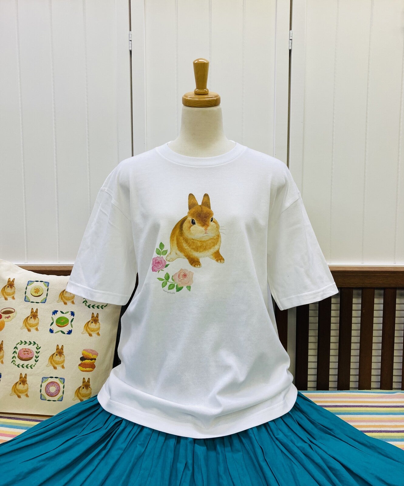 Pomeranian Dog Loose Fit T-Shirt (Made to Order)