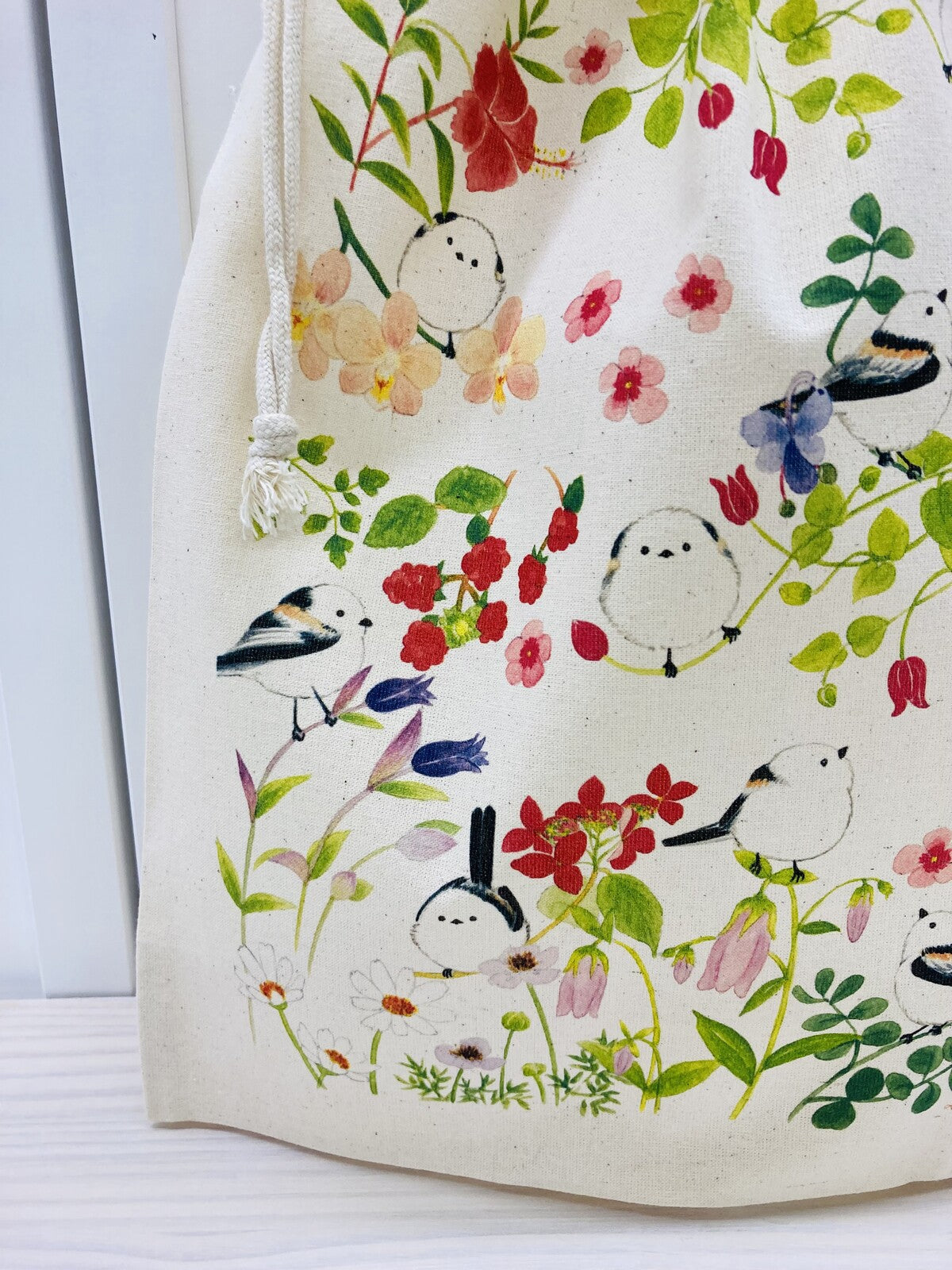 Log-tailed Tit and Flower Lightweight Cotton Drawstring Tote Bag