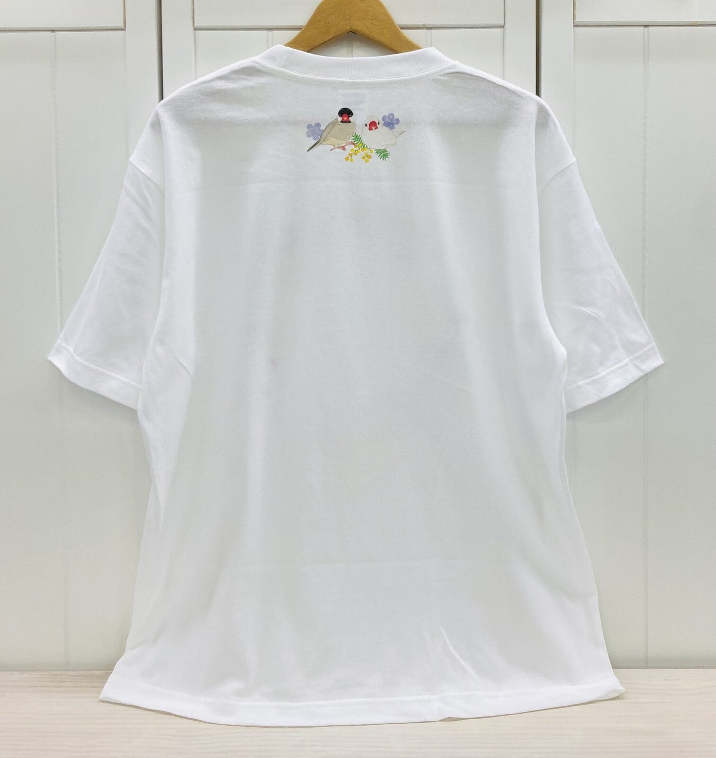 Java Sparrow Wreath Loose Fit T-Shirt (Made to Order)