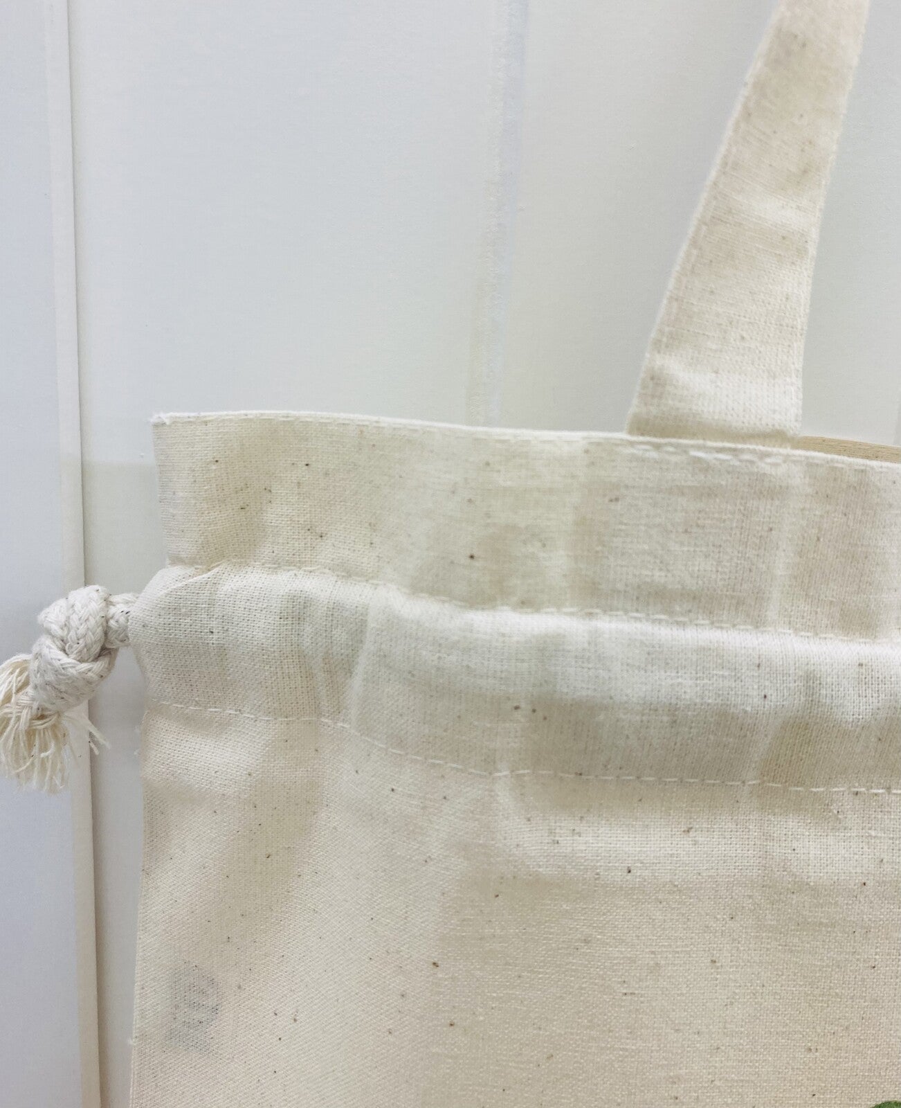 Lovebird Wreath Lightweight Cotton Drawstring Tote Bag Eco Bag