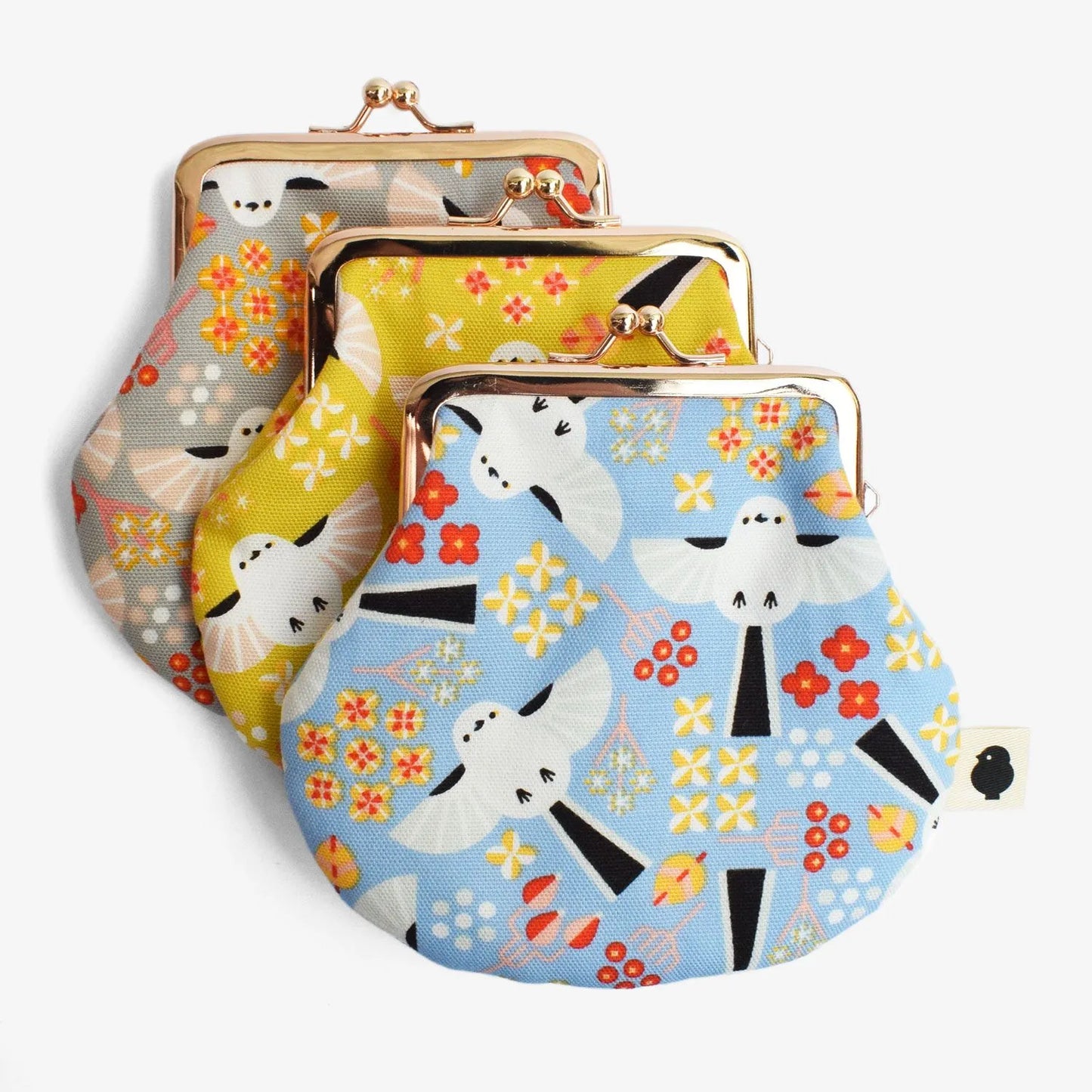 Long-tailed Tit Clasp Pouch (Pattern placement varies.)