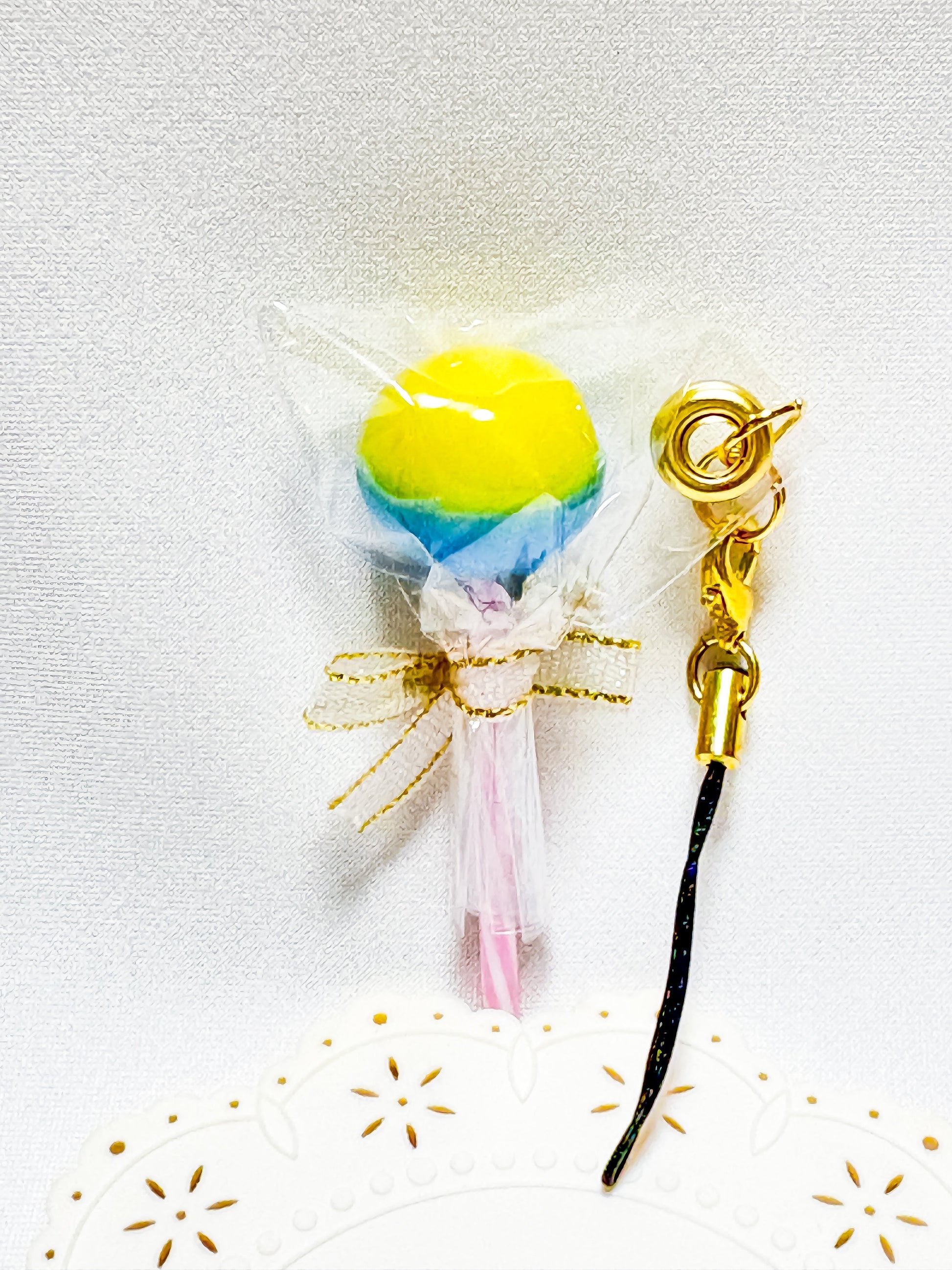 Budgie Resin Charm – Lollipop Style - Sweet Birdie Boutique International