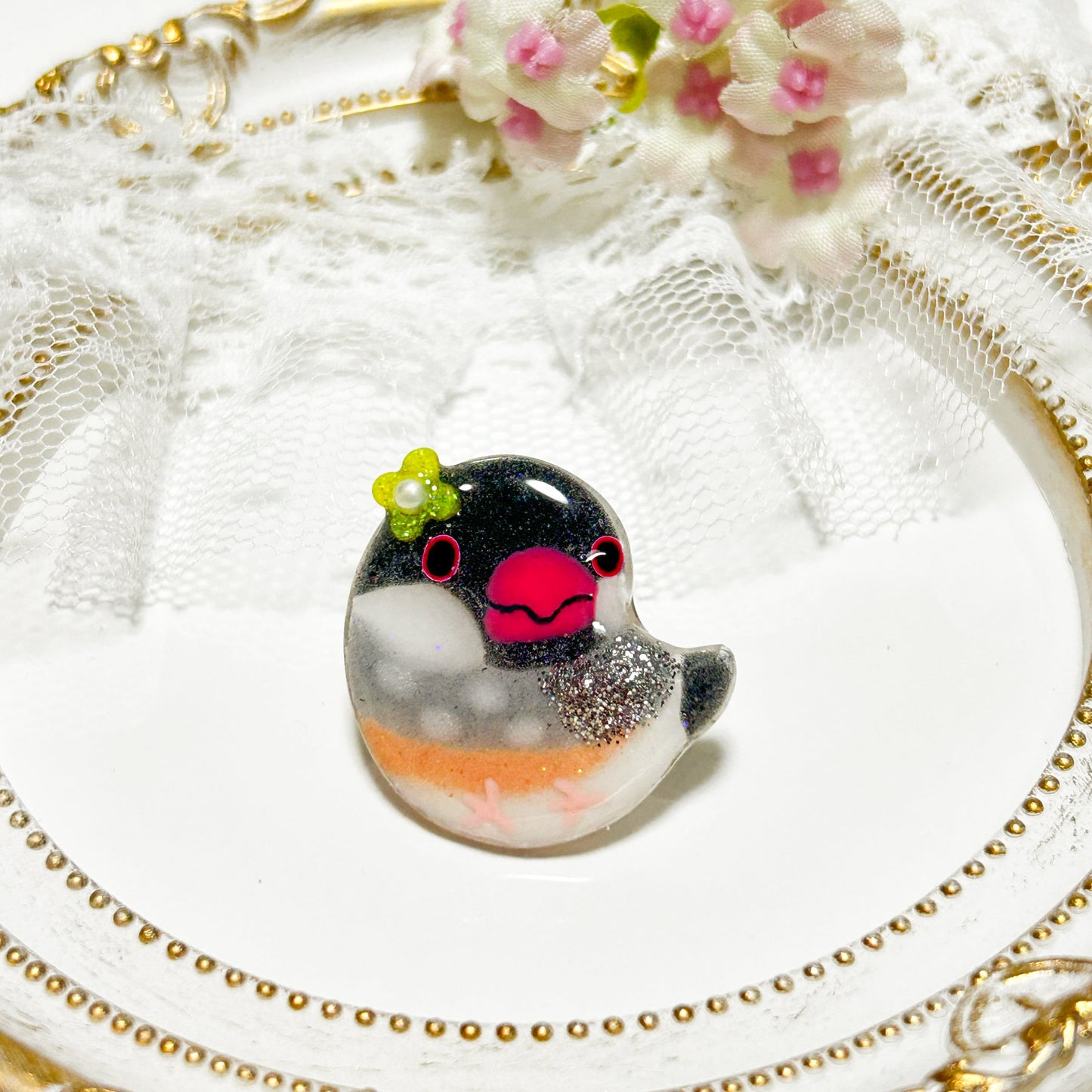 Java Sparrow Pin Brooch